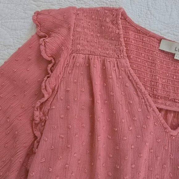 Ann Taylor LOFT Women's Rose Pink Textured Blouse Size Medium Peasant Polka Dots - Picture 2 of 13